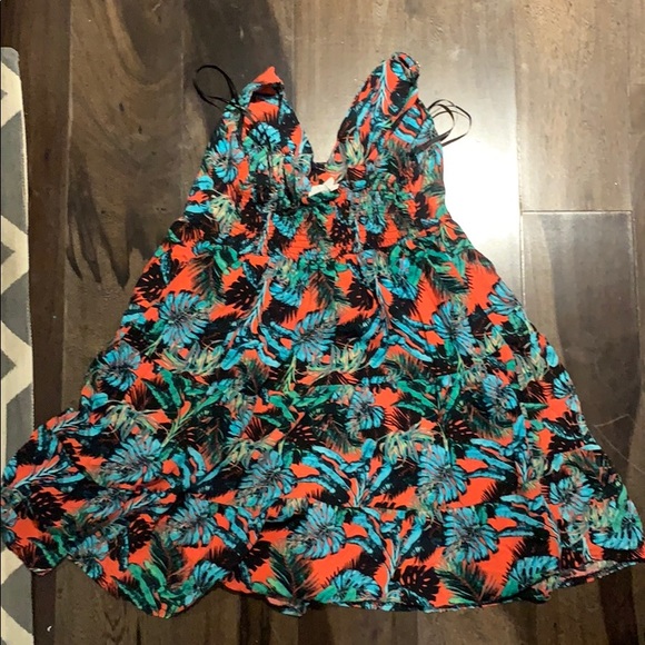 Salty Lemon Summery Dress - Picture 2 of 3